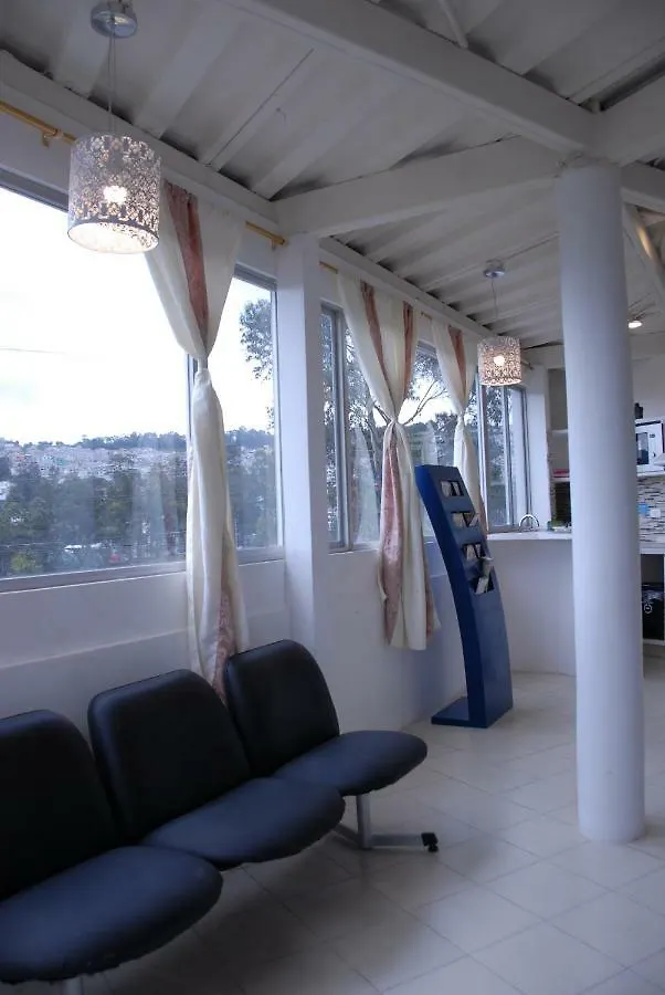 Quito Condor Hostal 2*,  Ekvador