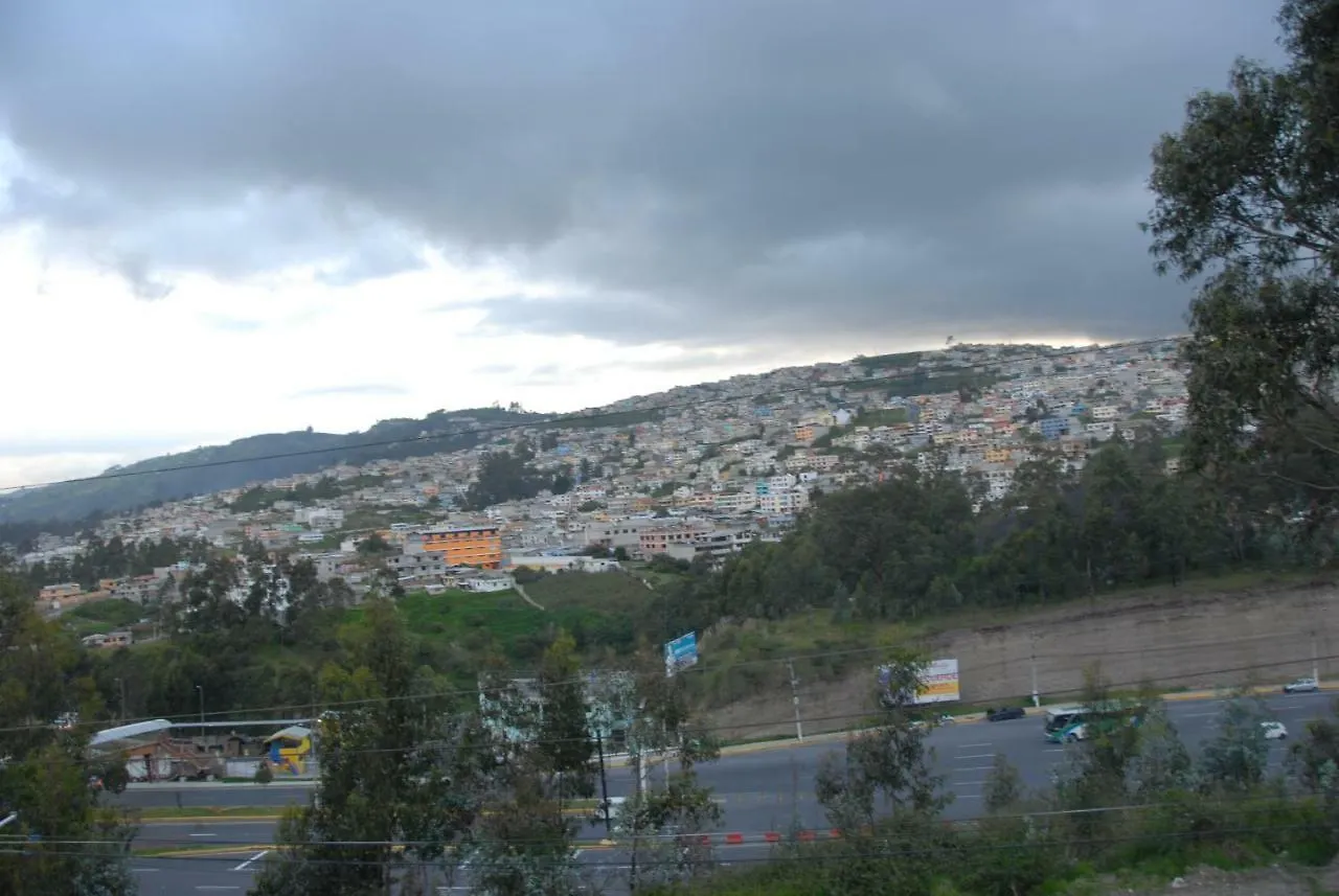 Quito Condor Hostal